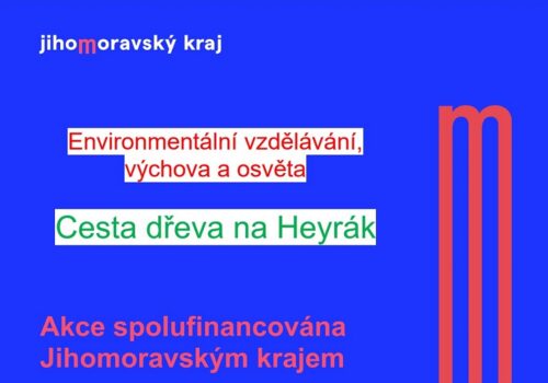 Cesta dřeva na Heyrák